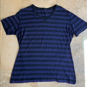Lululemon 5 year basic cotton V neck
